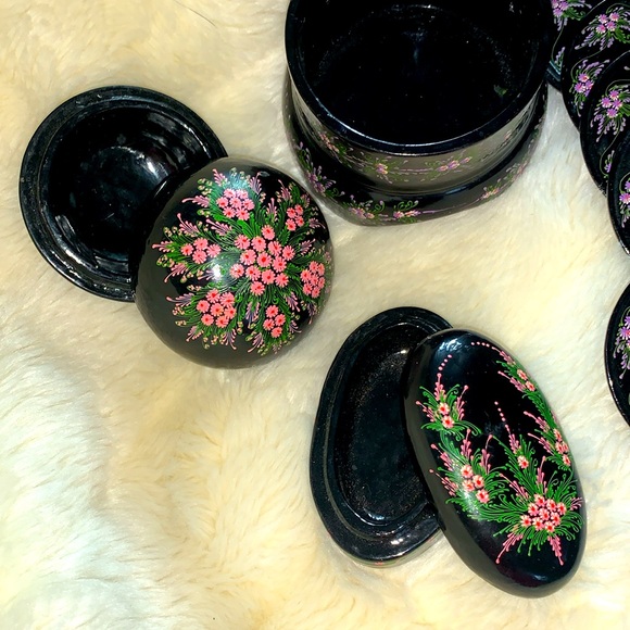 Vtg 70's hand painted black lacquered WOOD trinket box coaster set LOT - Picture 4 of 12